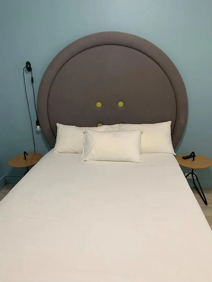 Eiffel Xv Otel